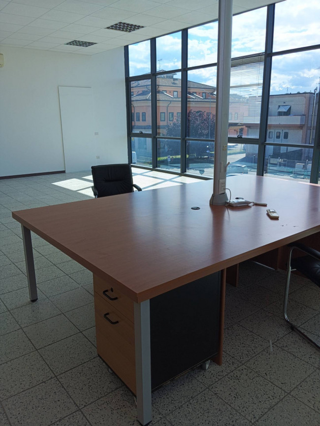 Ufficio in affitto a Longiano