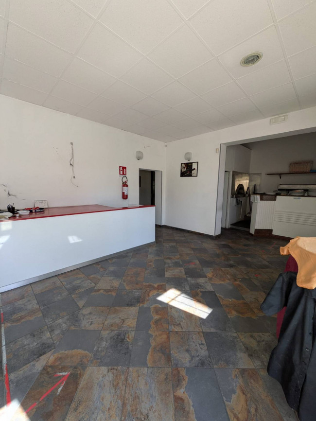 Fondo Commerciale in affitto a Castel Bolognese