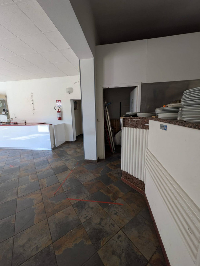 Fondo Commerciale in affitto a Castel Bolognese
