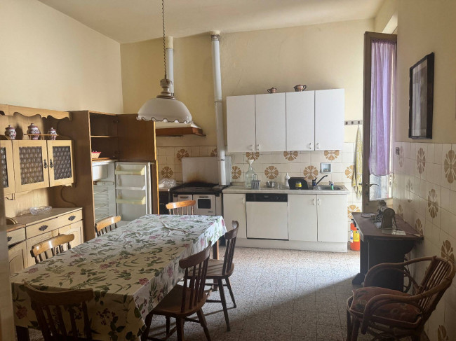 Casa semi indipendente in vendita a Lamporecchio