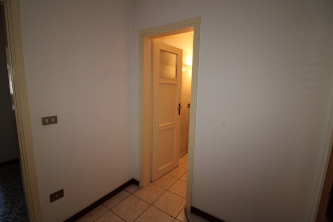 Appartamento in affitto a Cremenaga