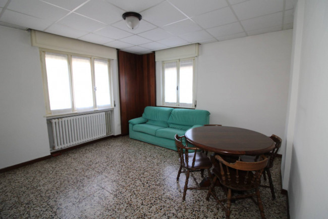 Appartamento in affitto a Cremenaga