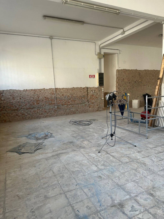 Fondo Artigianale in affitto a Empoli