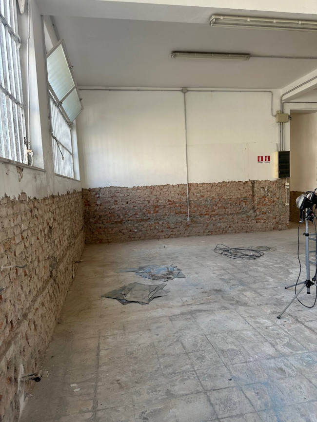 Fondo Artigianale in affitto a Empoli