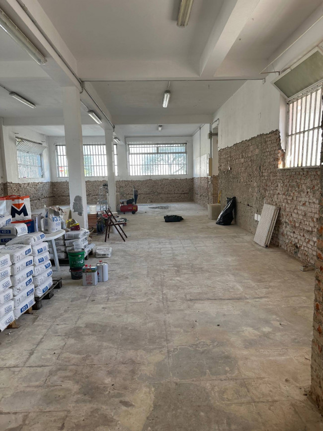 Fondo Artigianale in affitto a Empoli