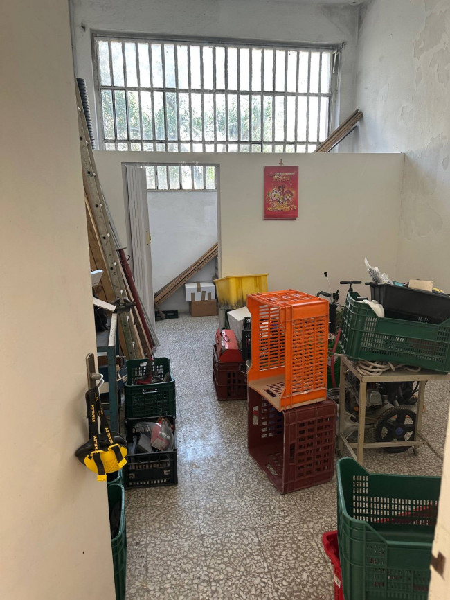 Fondo Artigianale in affitto a Empoli