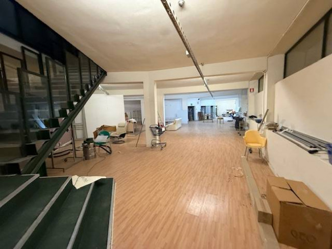 Magazzino in affitto a Vinci