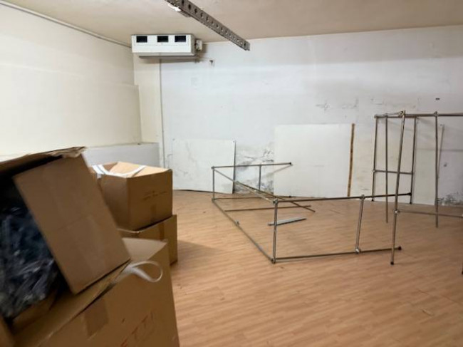 Magazzino in affitto a Vinci