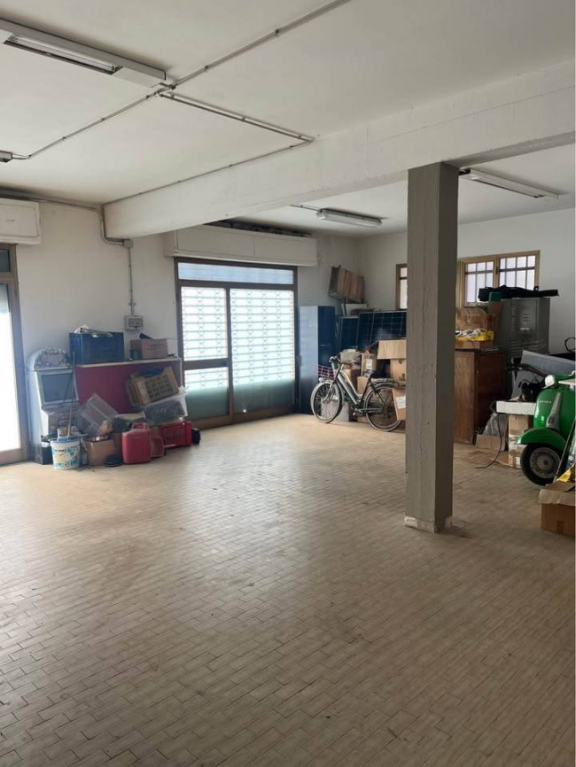 Laboratorio Artigianale in vendita a Castelfranco di Sotto
