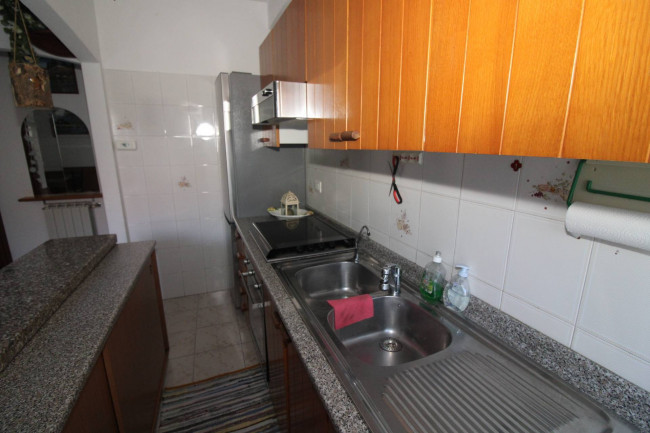 Appartamento in affitto a Brezzo di Bedero