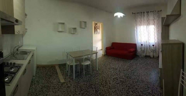Casa indipendente in affitto a Calcinaia