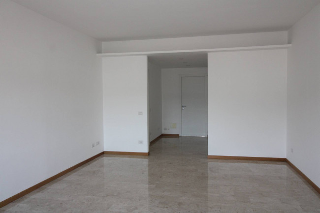 Appartamento in affitto a Luino