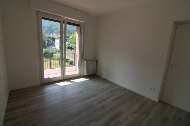 Appartamento in affitto a Dumenza