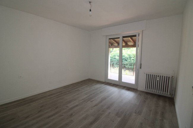 Appartamento in affitto a Dumenza