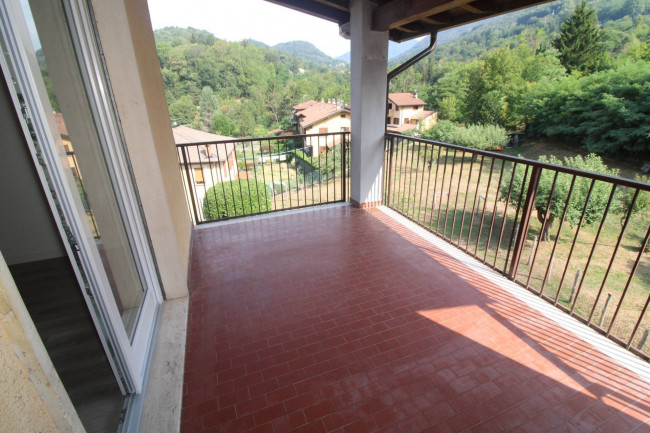 Appartamento in affitto a Dumenza