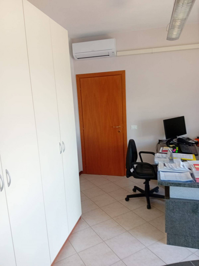Ufficio in affitto a Santarcangelo di Romagna