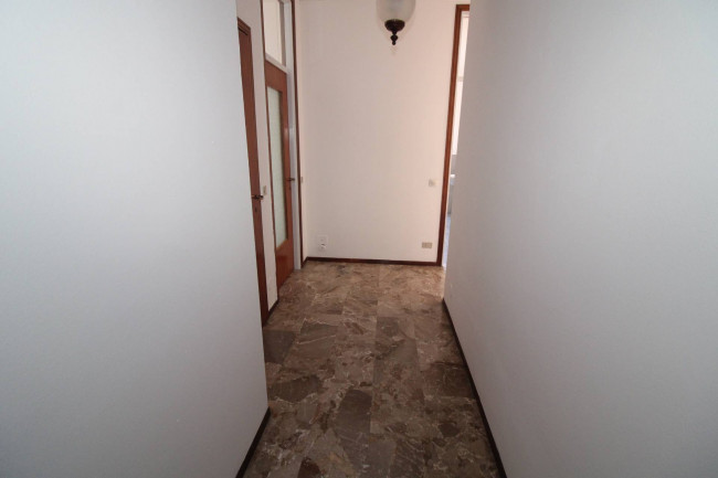 Appartamento in affitto a Luino