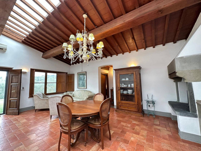 Casa indipendente in affitto a Scandicci
