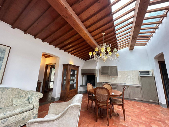 Casa indipendente in affitto a Scandicci