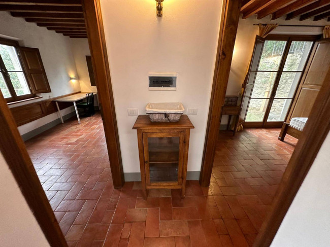 Casa indipendente in affitto a Scandicci