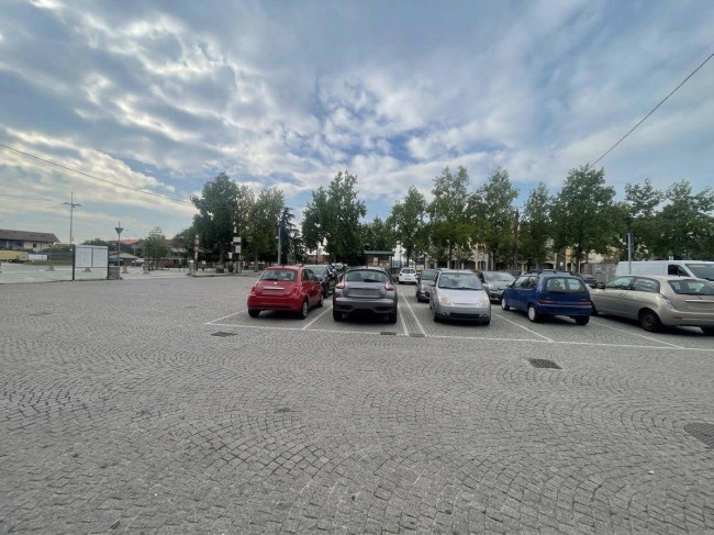 Attività/licenza in vendita a Chivasso