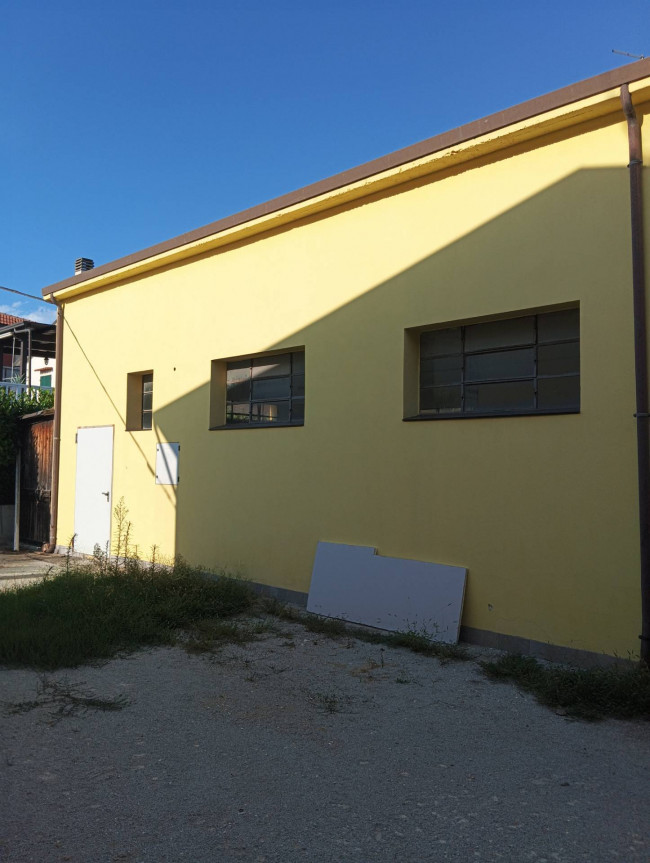 Capannone in affitto a Gambettola