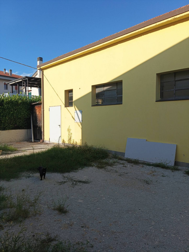 Capannone in affitto a Gambettola