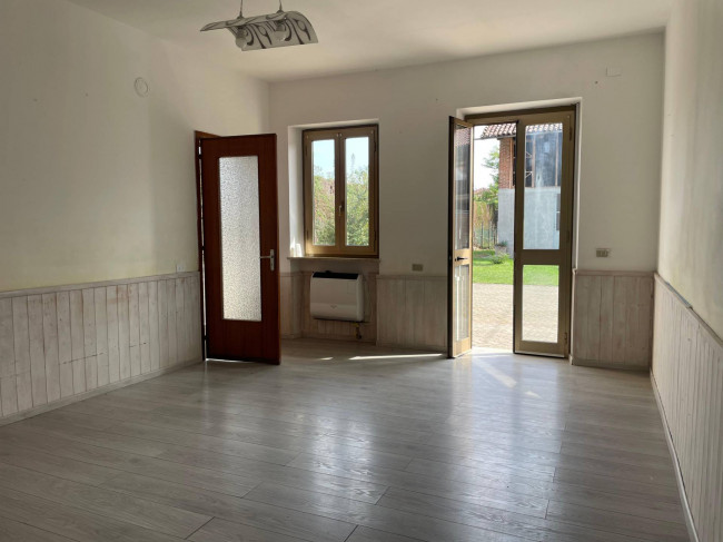 Casa semi indipendente in affitto a Chivasso
