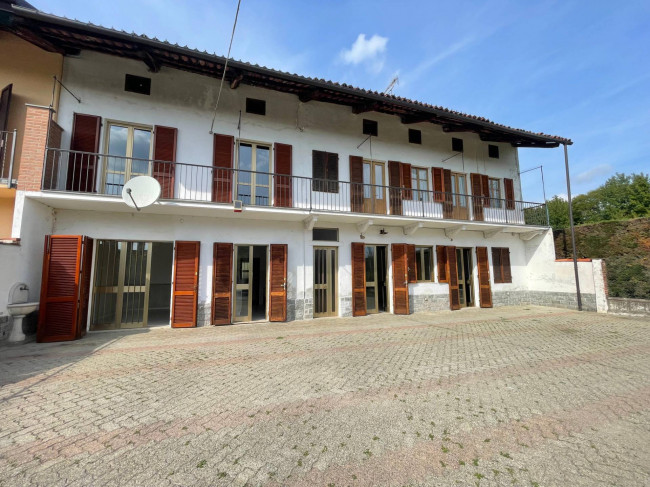Casa semi indipendente in affitto a Chivasso