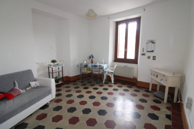 Appartamento in affitto a Luino
