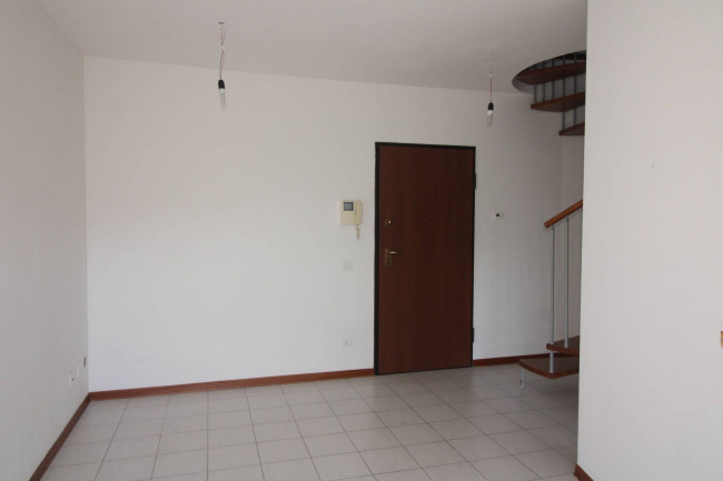 Appartamento in affitto a Luino
