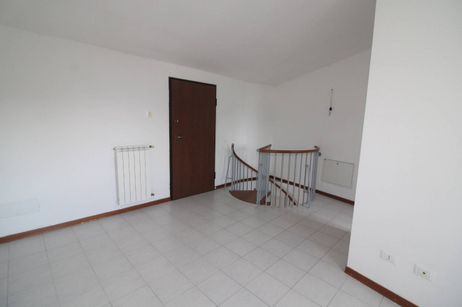 Appartamento in affitto a Luino