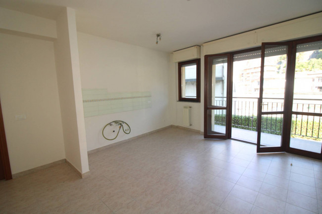 Appartamento in affitto a Luino
