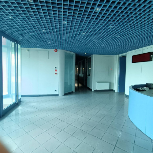 Capannone in vendita a Capraia e Limite