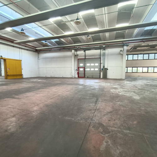 Capannone in vendita a Capraia e Limite