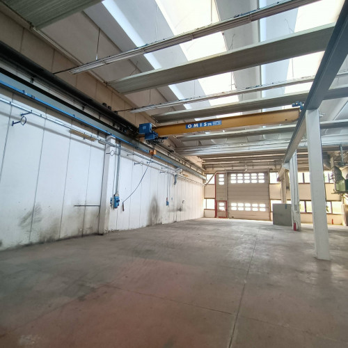 Capannone in vendita a Capraia e Limite